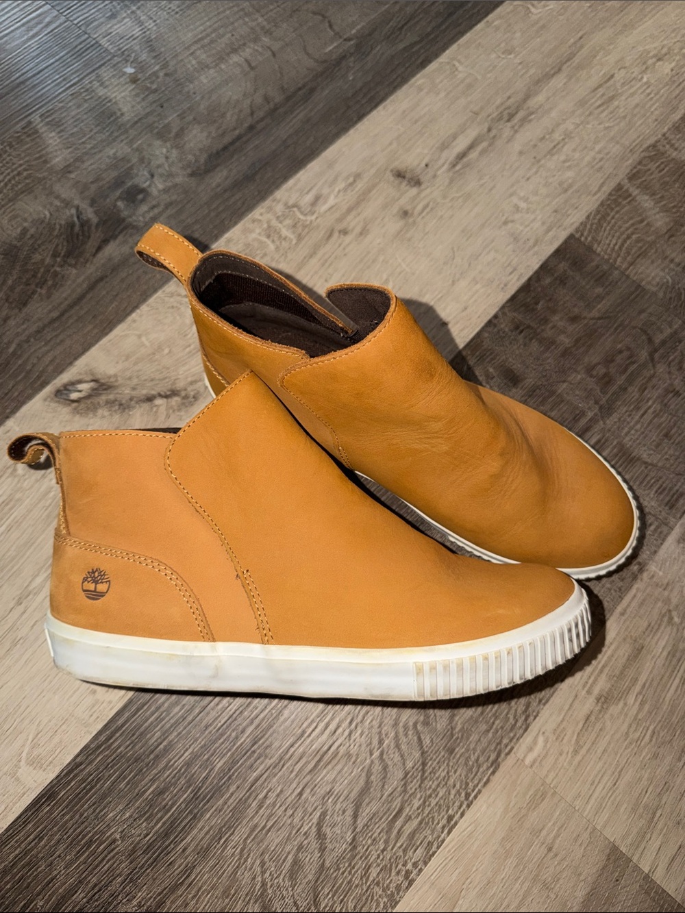 Timberland Women's chestnut Leather Slip-On Sneakers